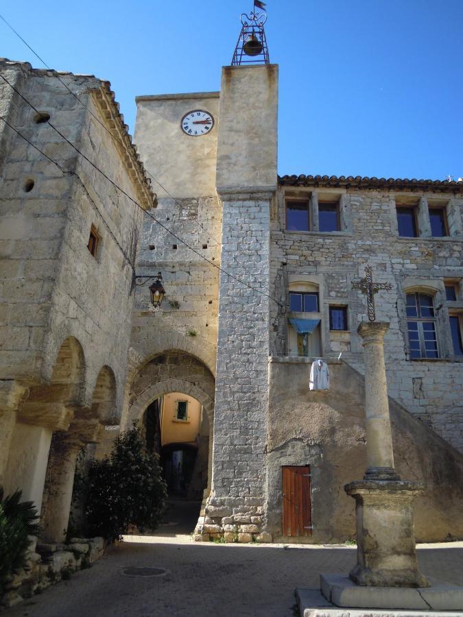 Charmante Suite Independante Avec Cave A Vin Cournonsec Exterior photo